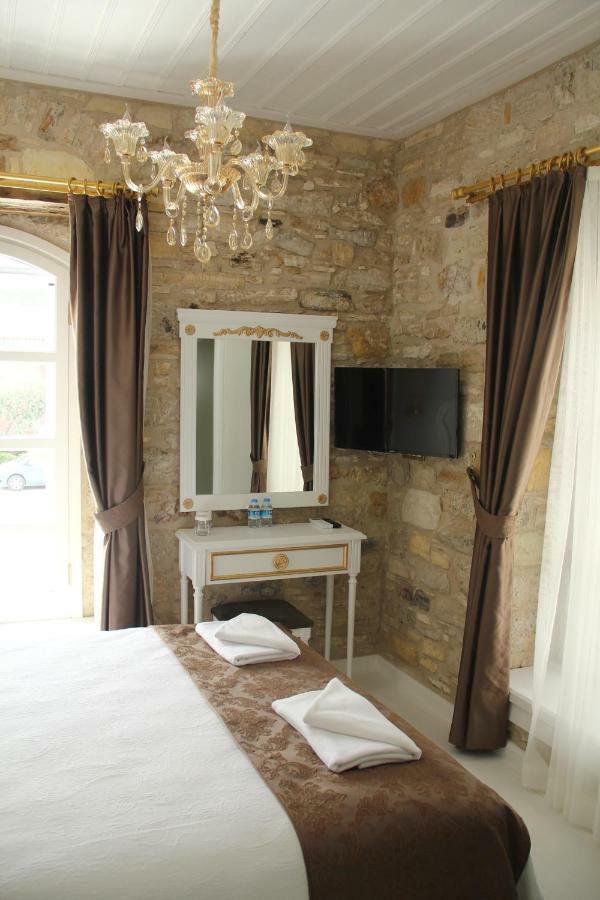 Laledan Hotel Чешме Екстер'єр фото