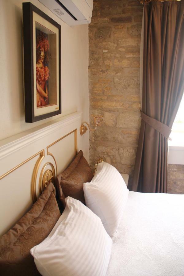 Laledan Hotel Чешме Екстер'єр фото